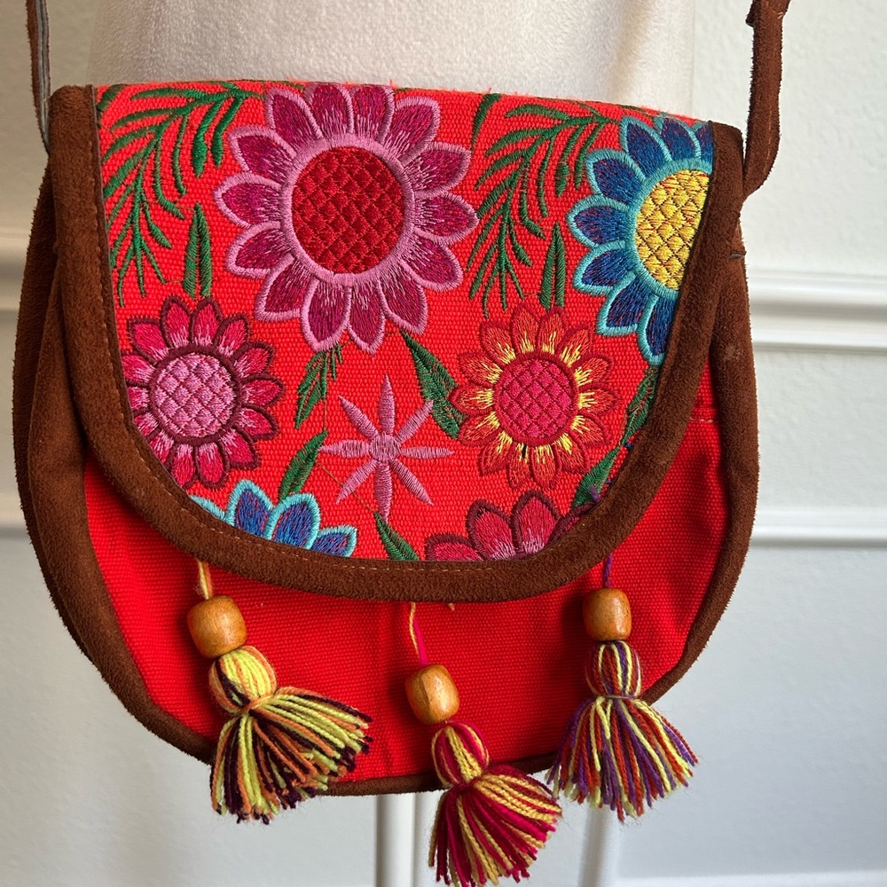 Embroidered Mexican Purse Floral Colorful Crossbody Bag, NWOT